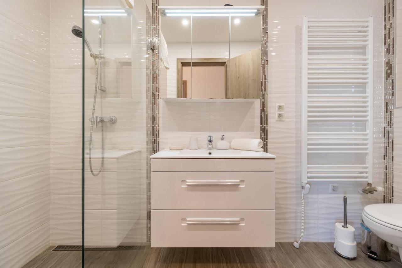 Admiral Luxury VI Apartman By Bltn Siófok Exterior foto